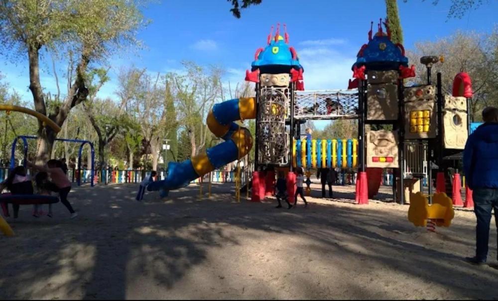 San Martín de la Vega La Casa De Silvia Visita Parque Warner, Madrid Y Alrededores מראה חיצוני תמונה